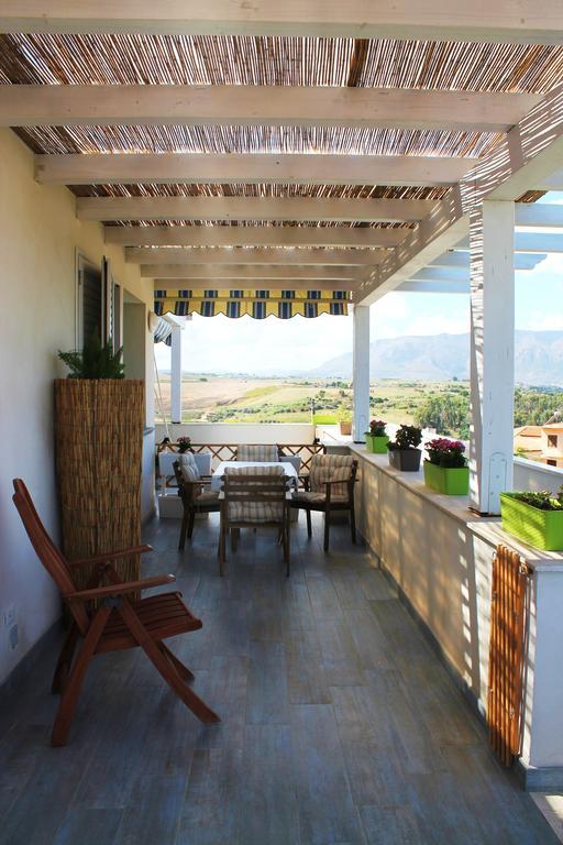 Baia Del Sol Balestrate Villa Bagian luar foto