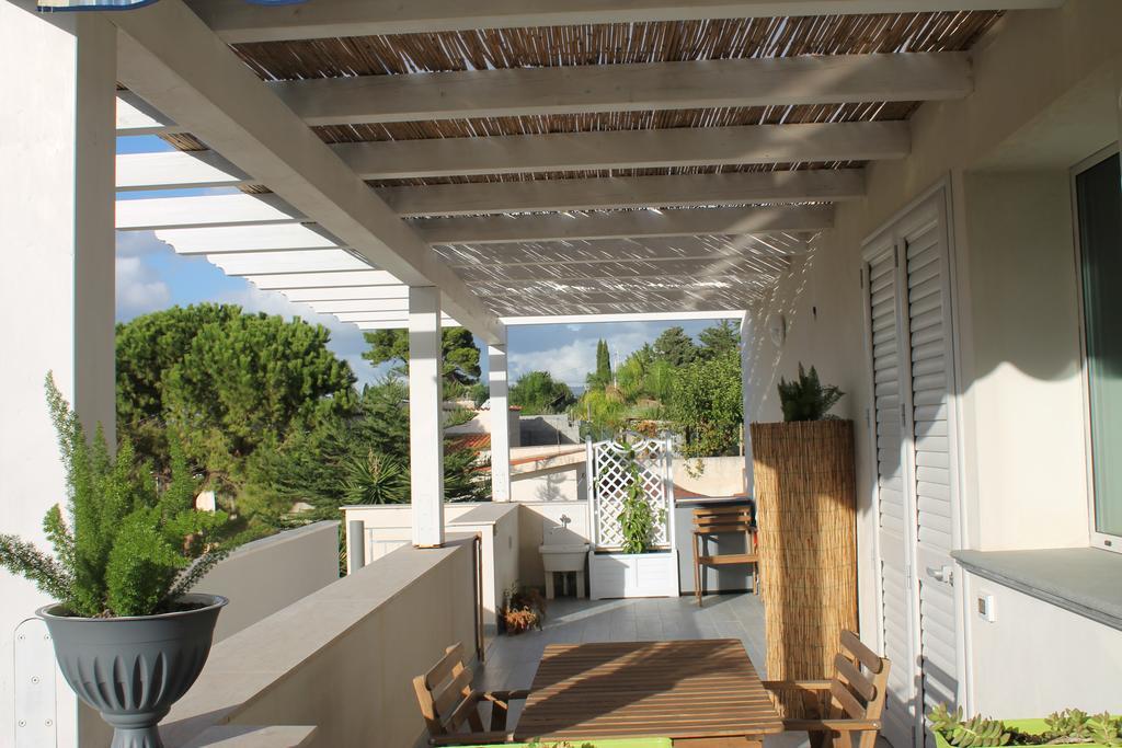 Baia Del Sol Balestrate Villa Bagian luar foto
